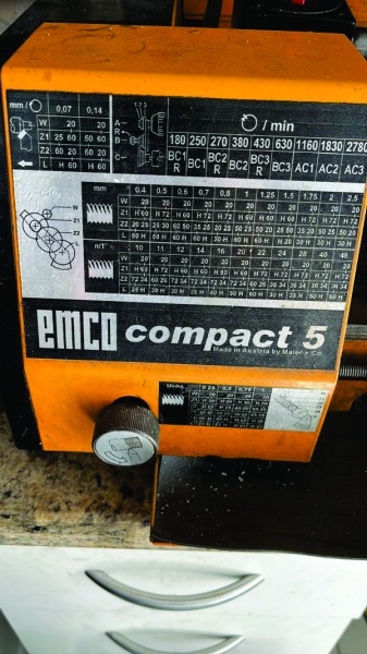 Torno CNC Compact 5 Marca EMCO (Made in Austria)