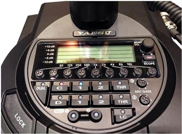 M-1 Microfone de referncia programvel Yaesu